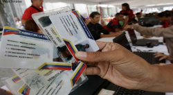 MADURO CONVIRTIÓ LOS BONOS EN OTRA ESTRATEGIA DE CONTROL POLÍTICO