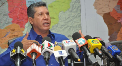 Henri Falcón solicita a la MUD que realice primarias en mayo