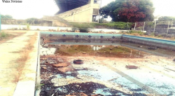 Piscina del Polideportivo Antonio José de Sucre en total abandono