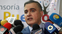 Defensor insta a cuerpos de seguridad a "no practicar abusos" contra detenidos