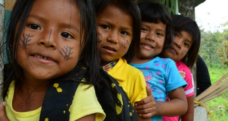 xxniños-indigeneasxx.jpg